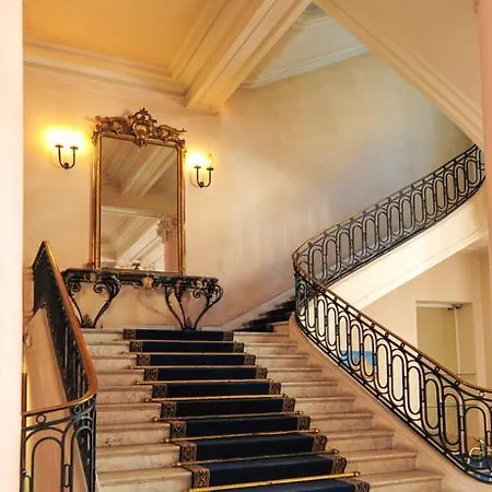 Le Royal Res. Negresco Five Stars House * Niza