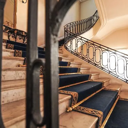 Apartamento Le Royal Res. Negresco Five Stars House *