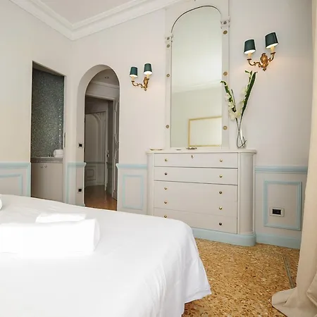 Apartamento Le Royal Res. Negresco Five Stars House